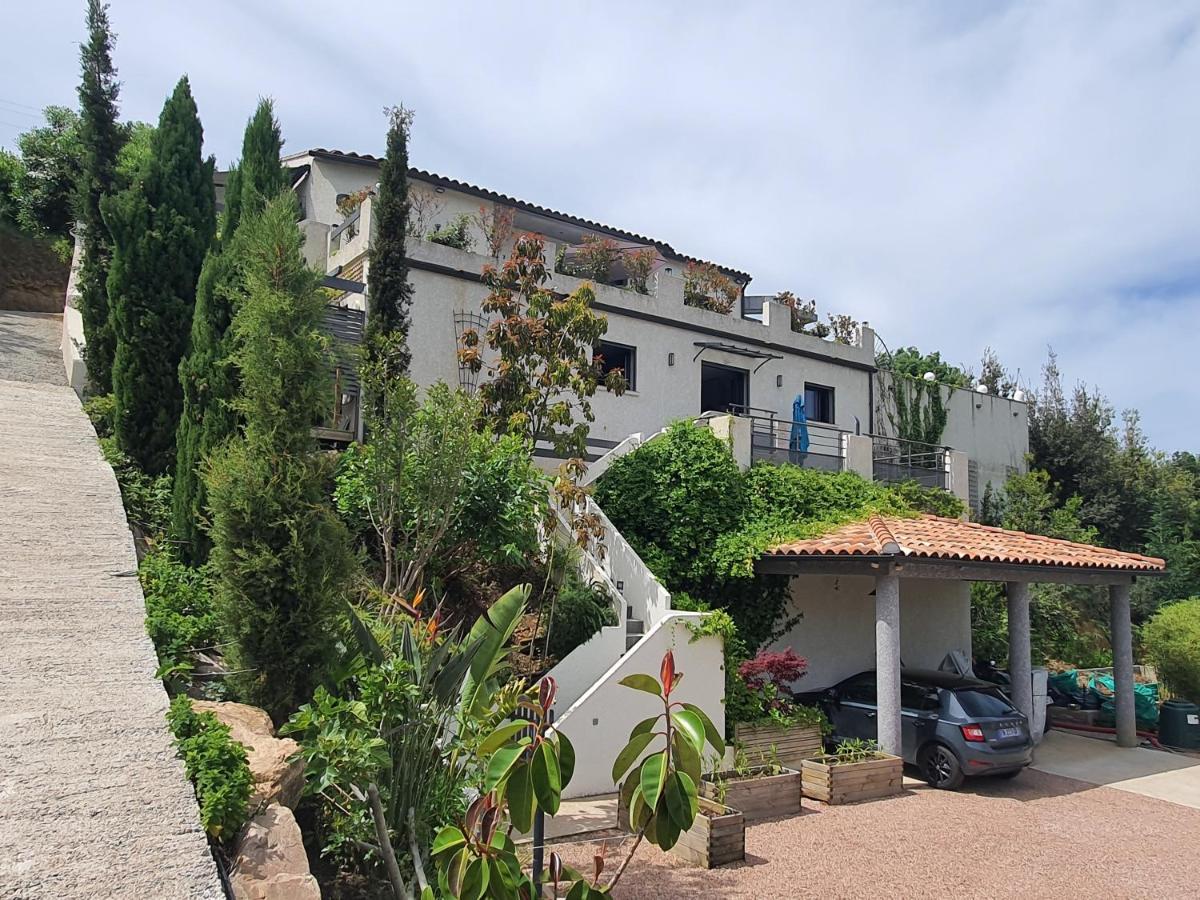 Appartement F2 Avec Terrasse De 35 M2 Bomorto - Porticcio Porticcio  Luaran gambar