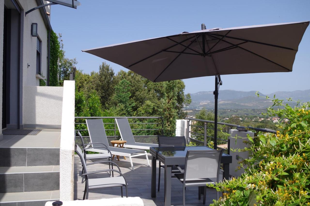 Appartement F2 Avec Terrasse De 35 M2 Bomorto - Porticcio Porticcio  Luaran gambar
